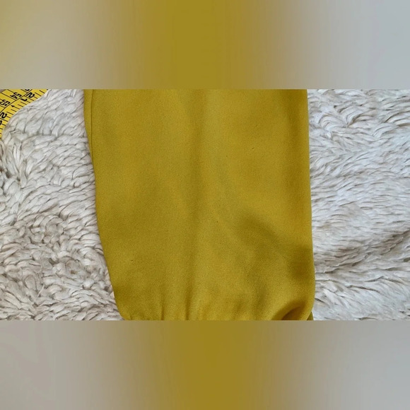 Anthropology meadow rue gold mustard yellow scalloped blouse size 8 button down - Picture 2 of 12
